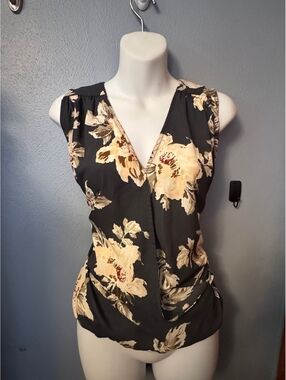 West.K Blue-Gray Floral Sleeveless Blouse Faux Wrap Top Sz 1X